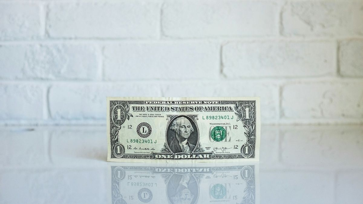 The Bank of America is no longer collecting this dollar bill. Here is everything you need to know plus what you can do if you still have more of this dollar bill in your hands.