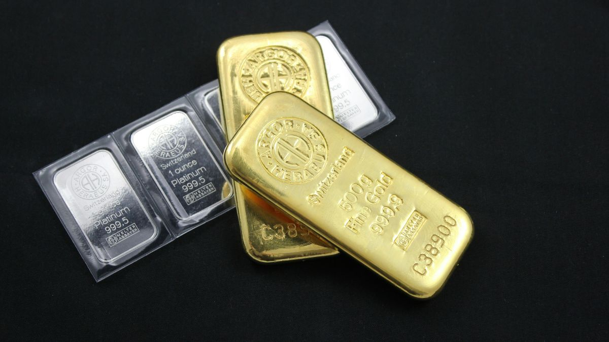 A simple guide to help you choose the best precious metal investment this year