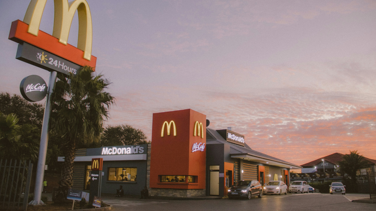 McDonald's says it is backtracking on some of its diversity practices - Here are the steps in which it is changing its inclusion “approach”