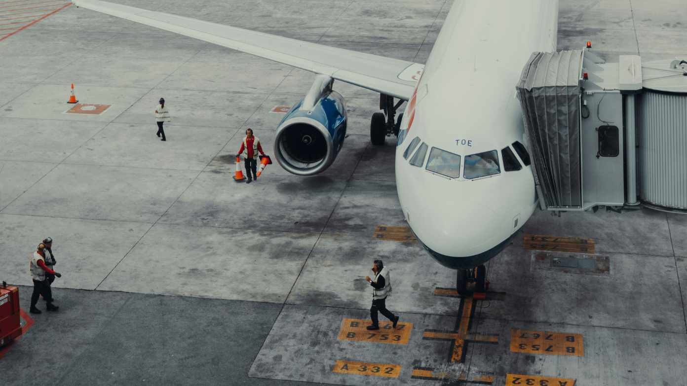 U.S. desperately needs more air traffic controllers - Here are the requirements to hire one of the most sought-after workers