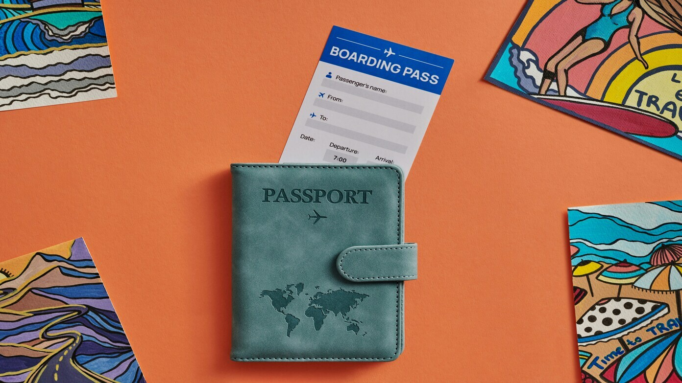 How much does a passport cost in US and what documents must you have with you to obtain it?